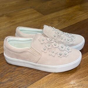 Marc Fisher Dezie suede platform slip on sneakers🌸